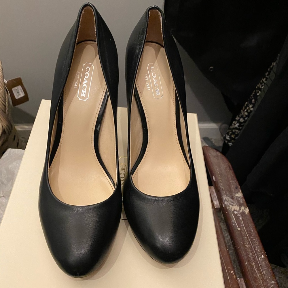 Coach Layla Signature Heels - Picture 4 of 5